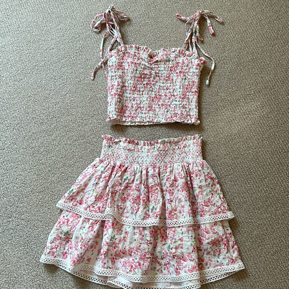 katie j nyc pink floral skirt and top set